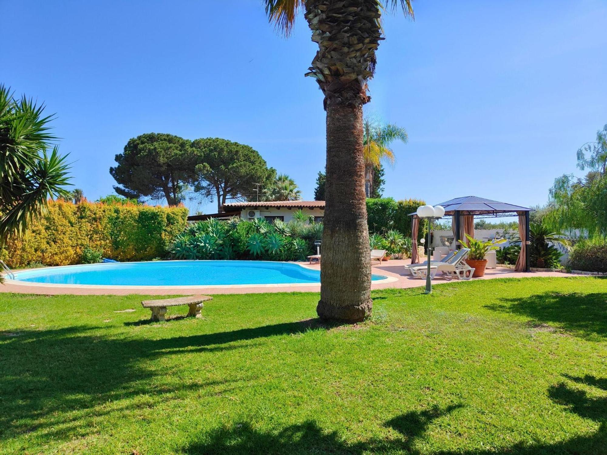Villa Alfonsa, Fontane Bianche, Siracusa, Private Pool, 10Min From The Beach Dış mekan fotoğraf